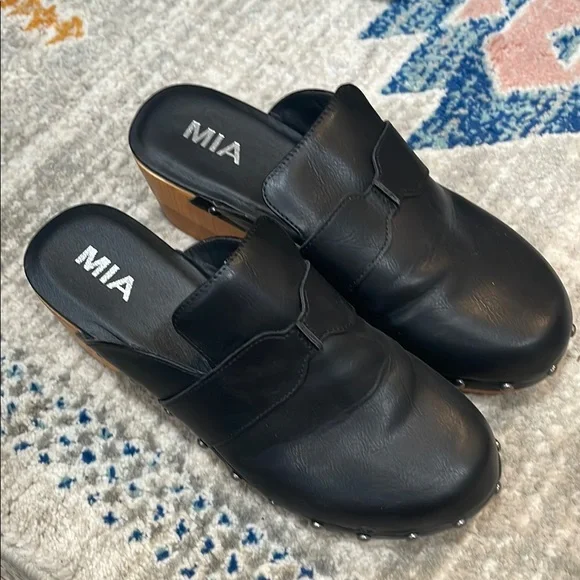 MIA Black Leather Clogs with Wooden Heels - Picture 1 of 5